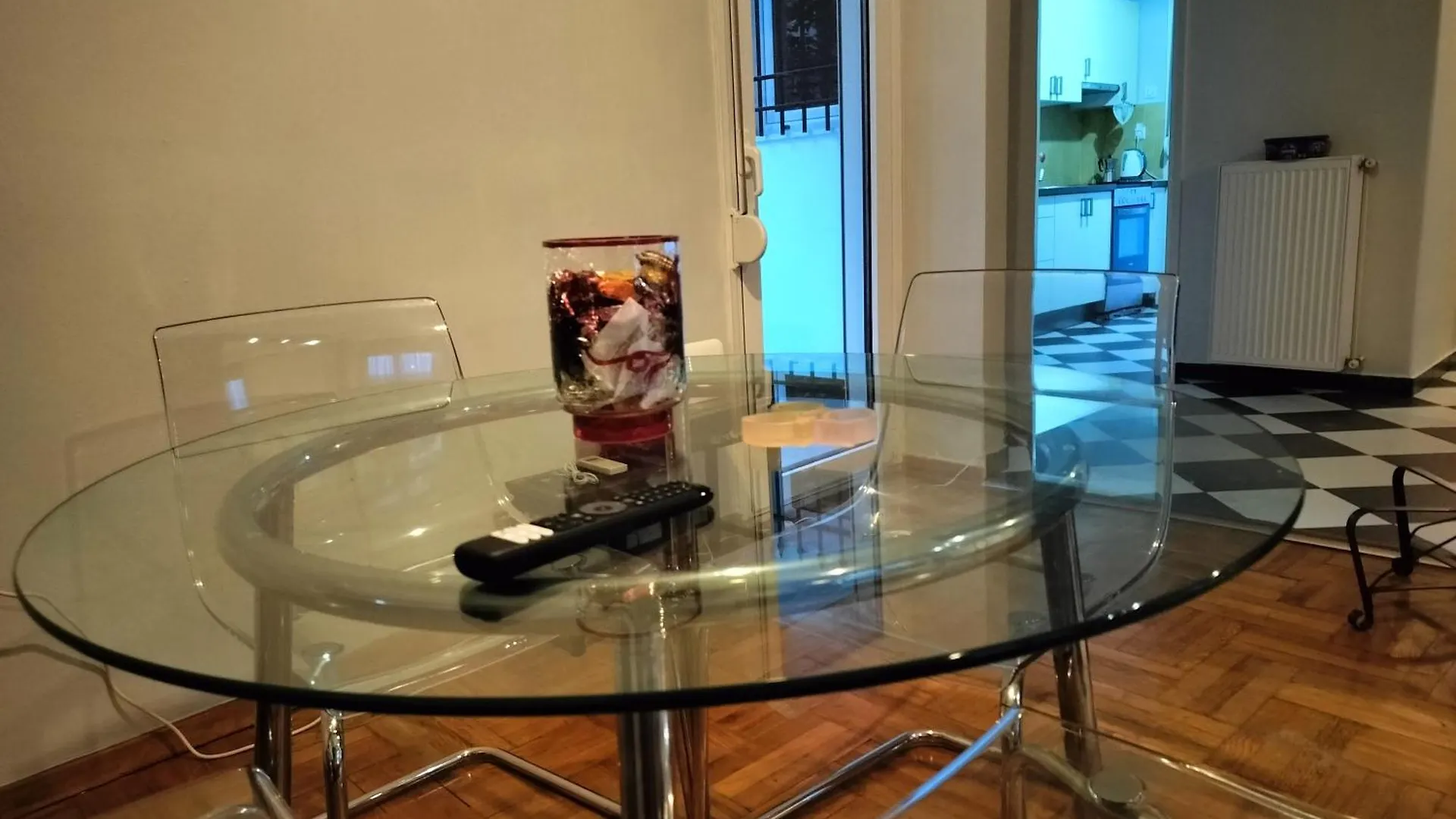 M2 Urban Escape 2 Bedroom Flat In Thessaloniki Apartment